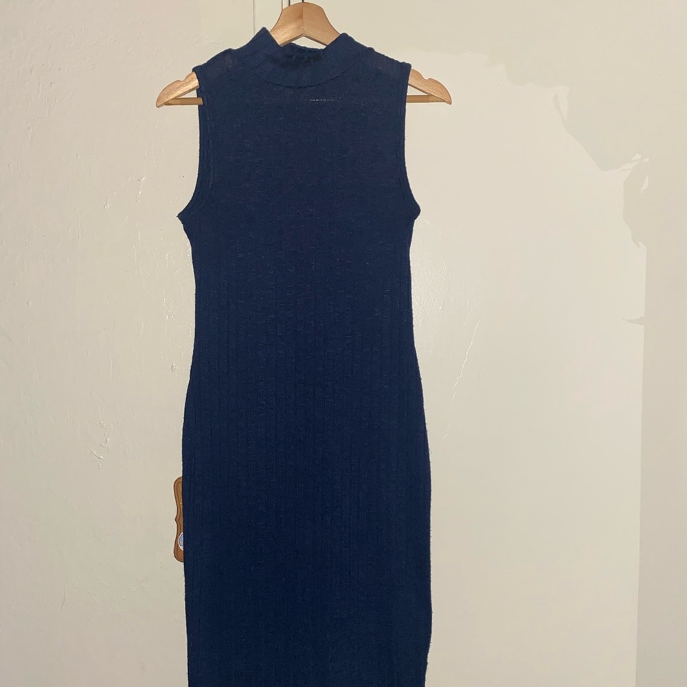 Navy blue sleeve less sweater dress